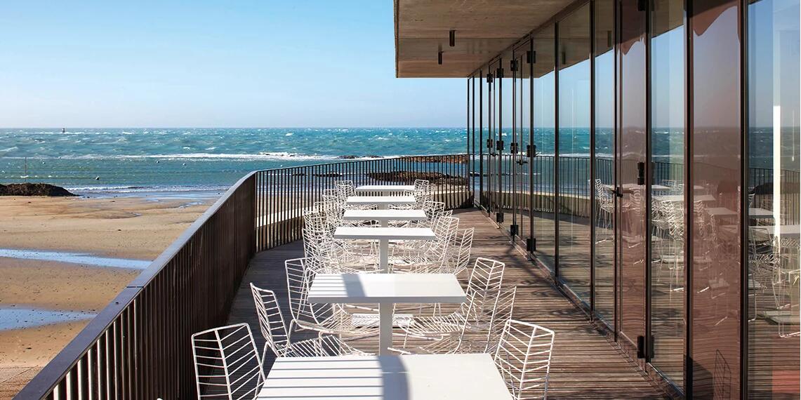 开云（中国） - 坐具|户外椅|办公家具|设计师家具|Leaf 金属户外餐椅